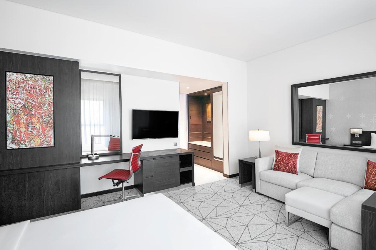 Hyatt Place Jumeirah Residences Отель Дубай