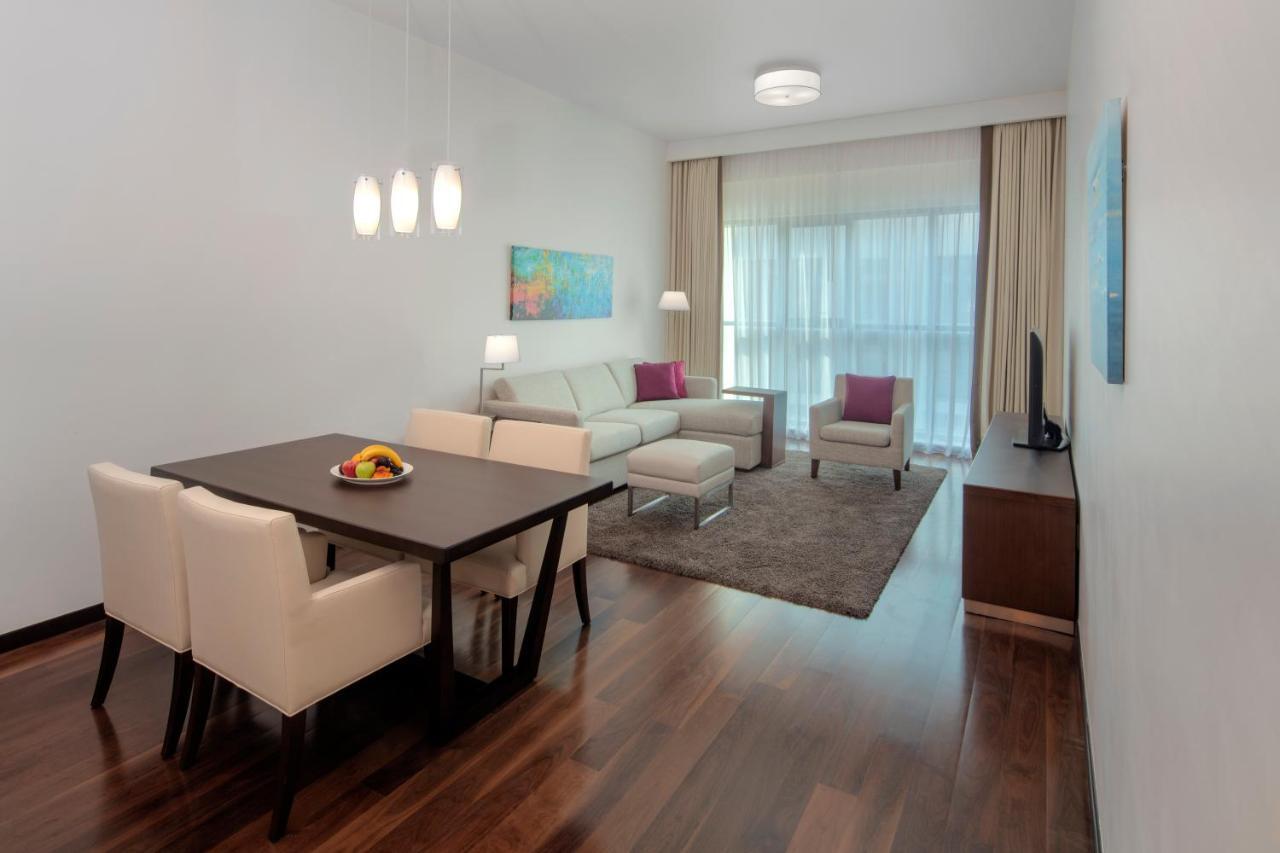 Hyatt Place Jumeirah Residences Отель Дубай