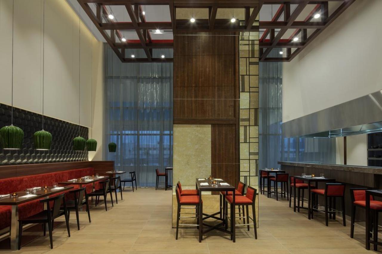 Hyatt Place Jumeirah Residences 4* Дубай